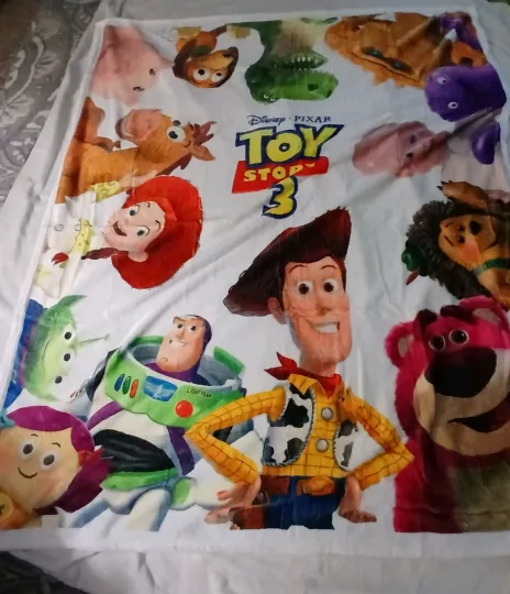 Discover Disney Throw blanket 50"x60" Toy Story 3 BUZZ WOODY NEW
