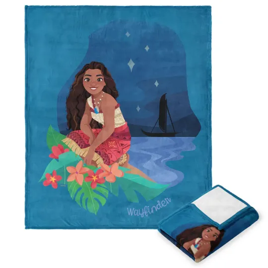 Discover Disney Moana 2 Wayfinder Moana Cozy Fleece Blanket
