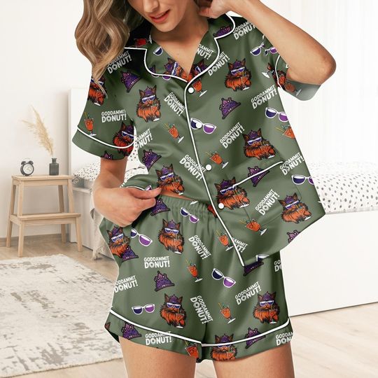 Dungeon Crawler Carl Pajamas Set, Sci Fi Book Pajamas, Dungeon Crawler Carl Pajamas For Fan, Cozy Reading Matching Pajamas Set