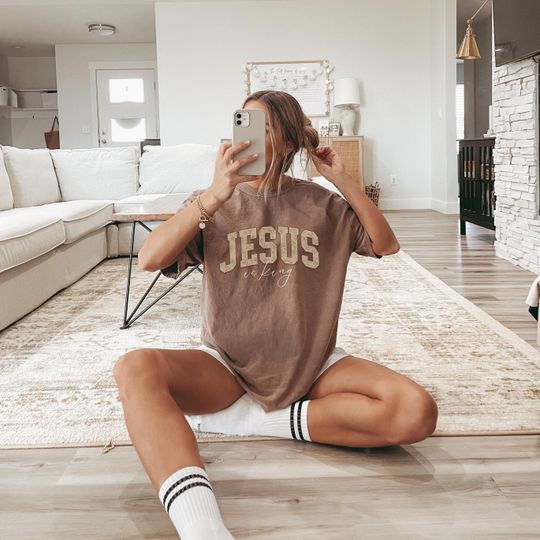 Discover Jesus Is King T-Shirt, Minimalist Christianity, Faith & Religion Shirt, Trendy Christian Apparel, Boho Christian Tee, Christianity Gift