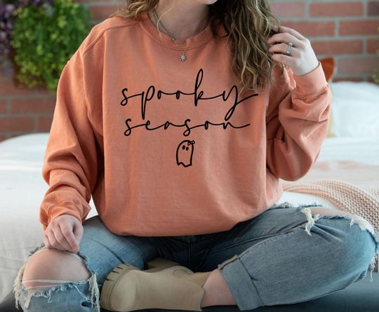 Discover Comfort Colors Cute Spooky Season Sweatshirt, Halloween Gift, Cute Fall Hoodie, Halloween Sweatshirt, Cute Ghost Sweatshirt, Spooky Season