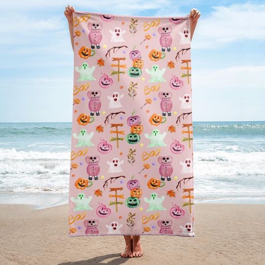 Discover Pink Halloween Beach Towel: Ghost, Pumpkin, Summerween Party
