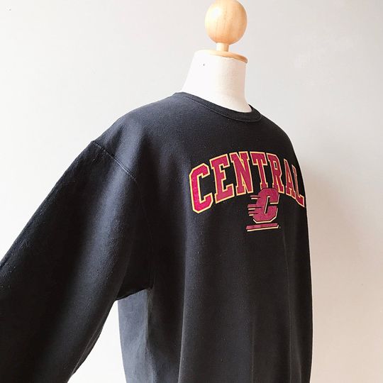 Vintage Central Michigan University CMU Sweatshirt (size L)