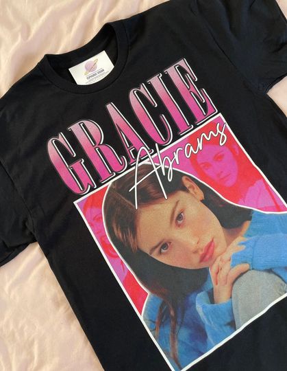 Gracie Abrams 90s Vintage Tee
