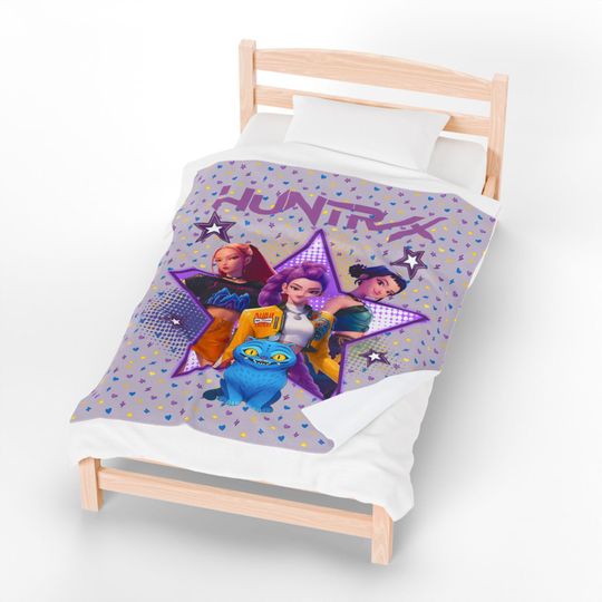 Discover Huntrix K-Pop Demon Hunters Velveteen Plush Blanket, Grey Anime Style Ultra Soft Throw