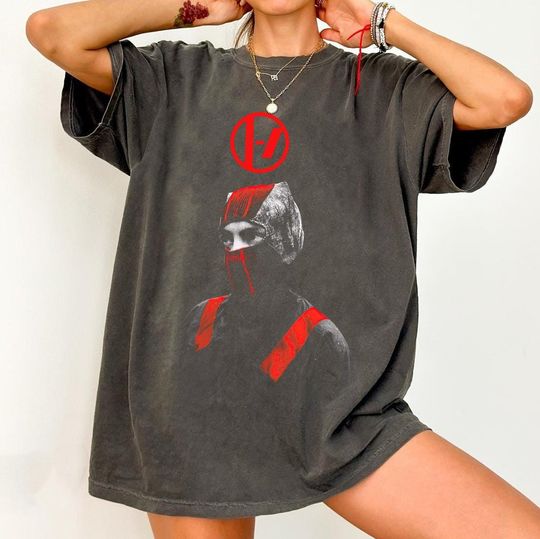 Discover Twenty One Breach Music Vintage Tour Comfort Color Shirt, Twenty One Music Tour 2025 Vintage Shirt