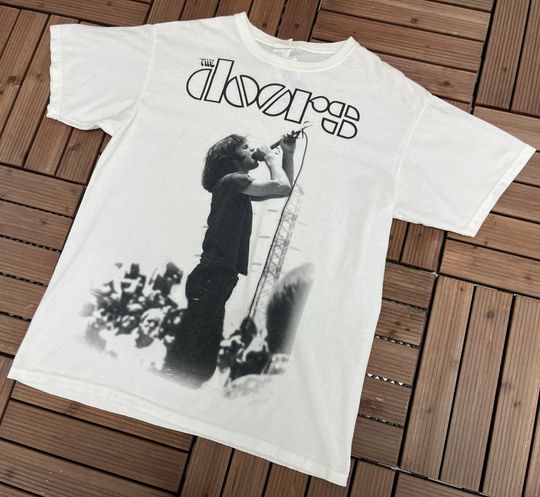 The Doors Big Print Graphic Tee, Vintage 2000s Rock Band Music T-Shirt