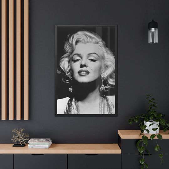 Marilyn Monroe Iconic Portrait Poster | Classic Elegance