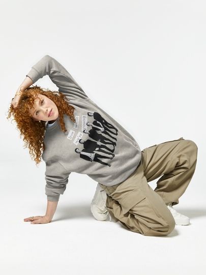 Live while we're young - One Direction Lyrics!! Pullover Sweatshirt