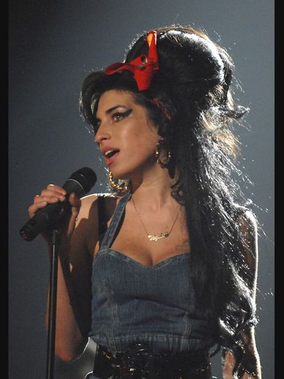 Amy Winehouse  Pullover Hoodie