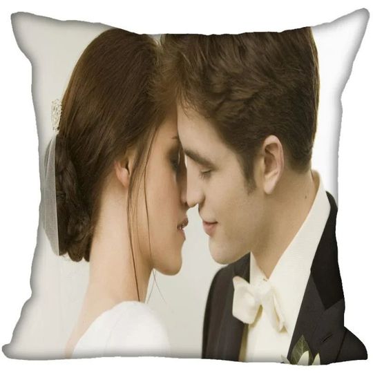 Twilight Saga Pillow, Bella Swan Robert Pattinson Edward Cullen Birthday Gift Christmas Gift Mother's Day Gift Valentine Gift For Girl