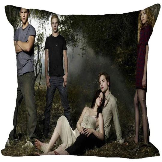 Twilight Saga Pillow, Bella Swan Robert Pattinson Edward Cullen Birthday Gift Christmas Gift Mother's Day Gift Valentine Gift For Girl