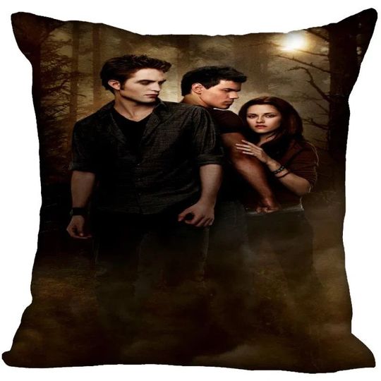 Twilight Saga Pillow, Bella Swan Robert Pattinson Edward Cullen Birthday Gift Christmas Gift Mother's Day Gift Valentine Gift For Girl