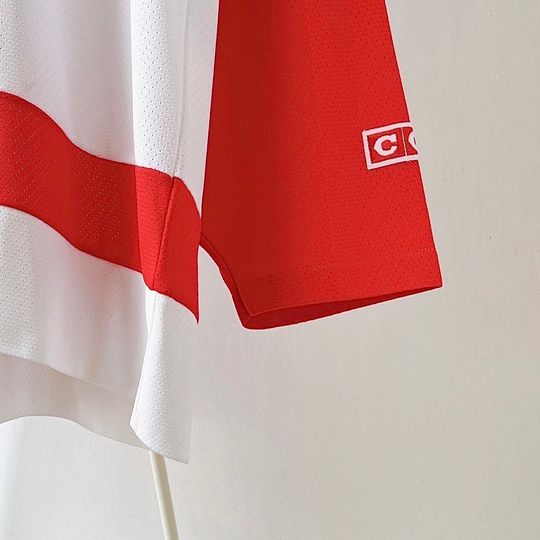 90s Steve Yzerman player Detroit Red Wings NHL Jersey/ XL