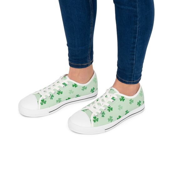 Lucky Clovers - Women's Low Top Sneakers