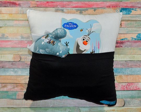 Nerdipillows Reading Snowman Pocket Pillow