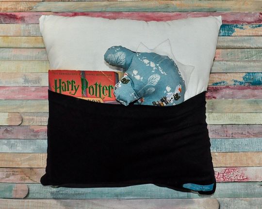 Nerdipillows Reading Snowman Pocket Pillow