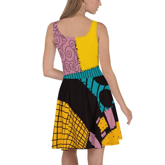 Cosplay Dark Elegance: 'Sally the Gothic Ragdoll' Nightmare Skater Dress