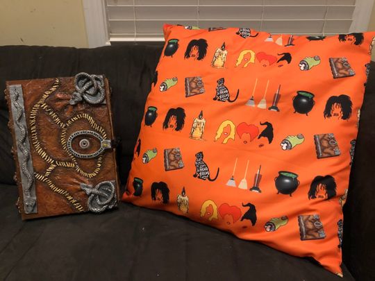 Hocus Pocus Pillow Cover