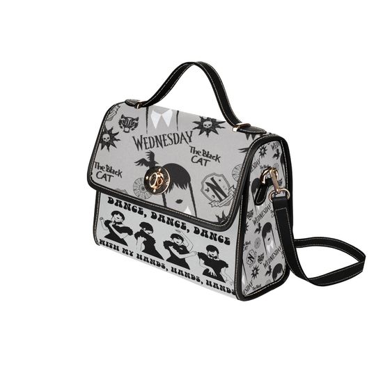 Character Wednesday Lock bag (black shoulder strap, black edging)