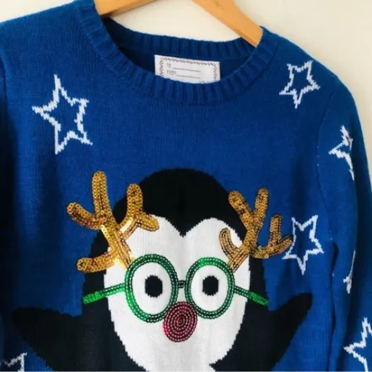 Derek Heart Sequin Penguin Winter Ugly Christmas Sweater Size Medium