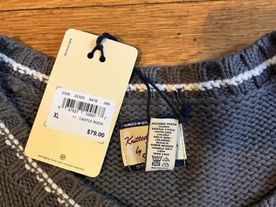 Reindeer Christmas Sweater Women’s Extra Large Grey White All Over Print