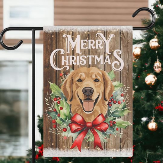 Merry Christmas Golden Retriever Garden Flag, Holiday Home Decor for Golden Lover, Rustic Farmhouse Xmas Decoration, Christmas Wreath Flag
