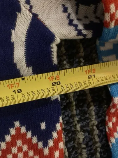 NWT Marvel MEDIUM Avengers Ugly XMAS Sweater Captain America Iron Man Thor