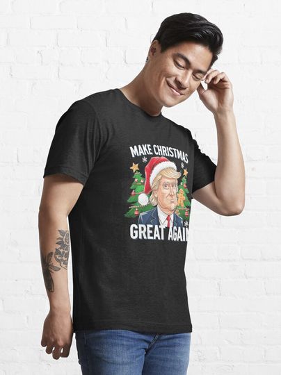 Funny Trump 2024 Make Christmas Great Again Gift  Essential T-Shirt