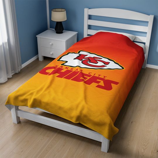 Kansas City Chiefs Field Fleece Blankets
