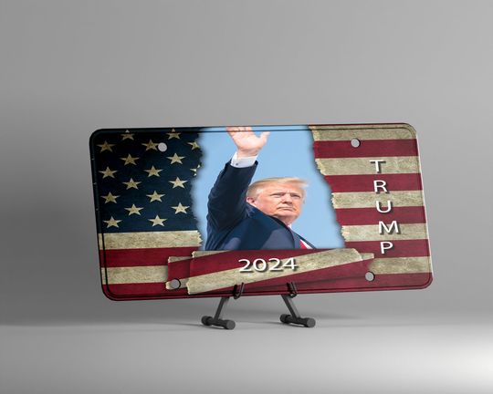 Donald Trump Waving License Plate | Car Accessories