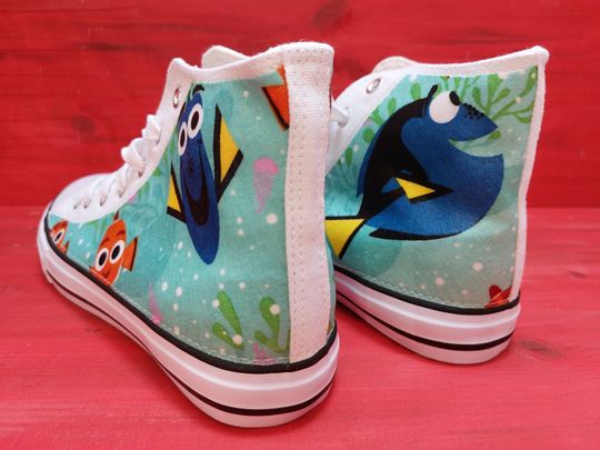 Finding Nemo Dory high top sneakers