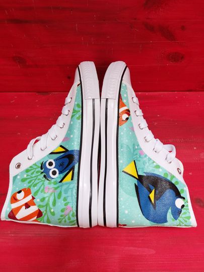 Finding Nemo Dory high top sneakers