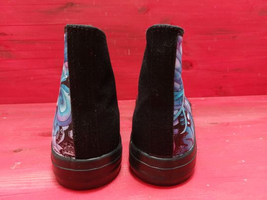 Skulls and Ram skulls high top sneakers