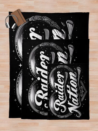 Raider Nation Heart` Throw Blanket
