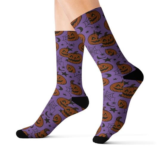 Purple Halloween Pumpkin Socks: Spooky Jack-O'-Lantern Crew Socks