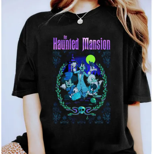 Discover Disney Mickey & Friends Haunted Mansion Hitchhiking Ghosts Unisex Shirt