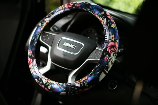 Disney Fan's steering wheel cover