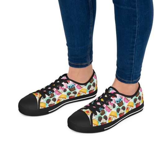 Disney Cupcakes Women's Low Top Sneakers