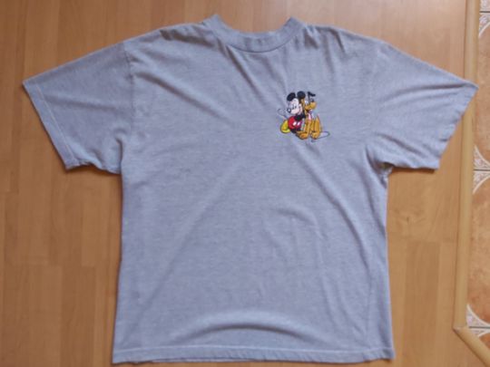 1990s Mickey Inc Mickey Mouse & Pluto T-Shirt Grey Embroidered Cartoon Disneyland  Shirt