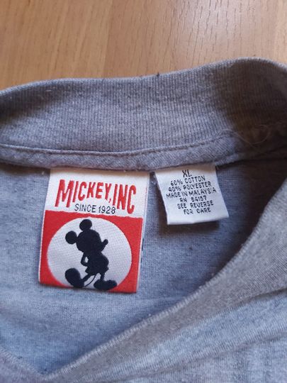 1990s Mickey Inc Mickey Mouse & Pluto T-Shirt Grey Embroidered Cartoon Disneyland  Shirt