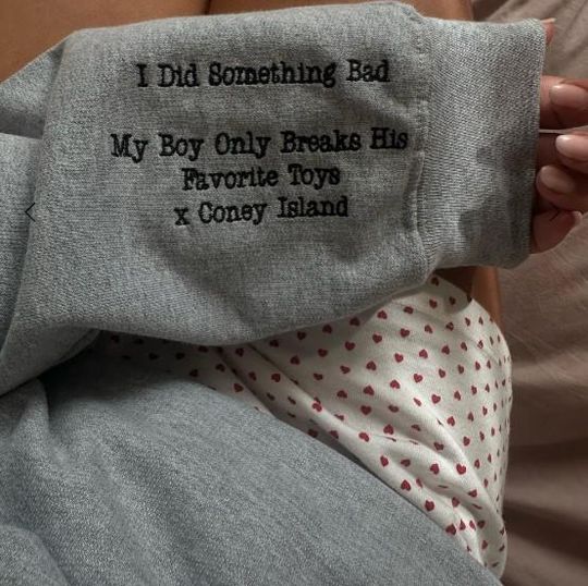 Eras tour surprise song Brown Coquette flowers sweatshirt flower crewneck sweatshirt sweater Off the shoulder crewneck sweater surprise song