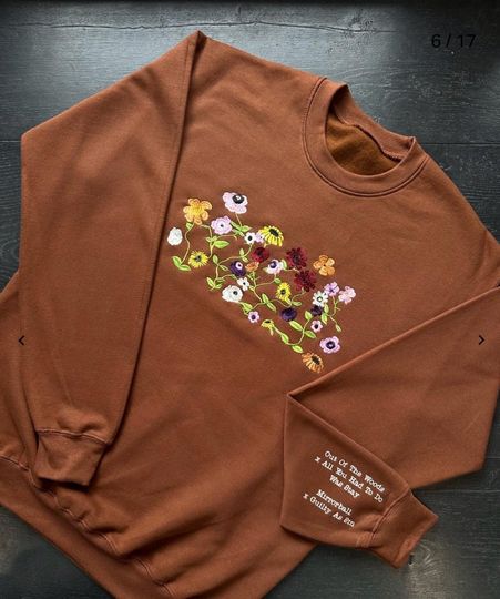 Eras tour surprise song Brown Coquette flowers sweatshirt flower crewneck sweatshirt sweater Off the shoulder crewneck sweater surprise song
