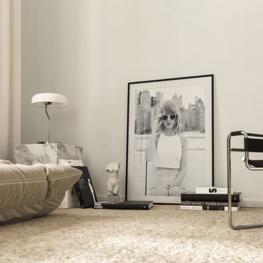 Tay.lor S.wi.ft Posters