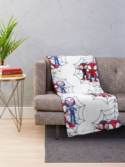 Spidey and his amazing friends Throw Blanket