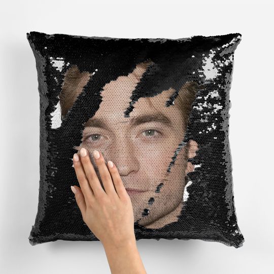 ROBERT PATTINSON - Fan Sequin Pillowcase