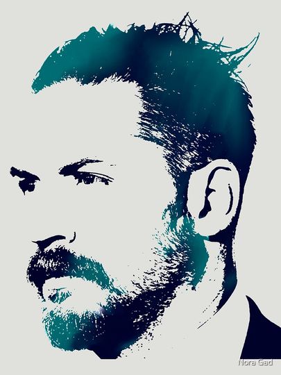 Tom Hardyy Essential T-Shirt