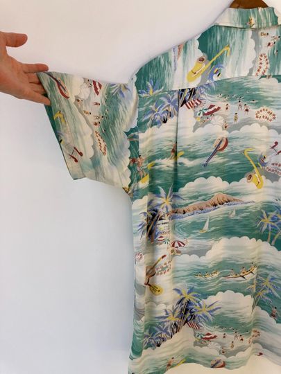 Vintage 1960s Hawaiian