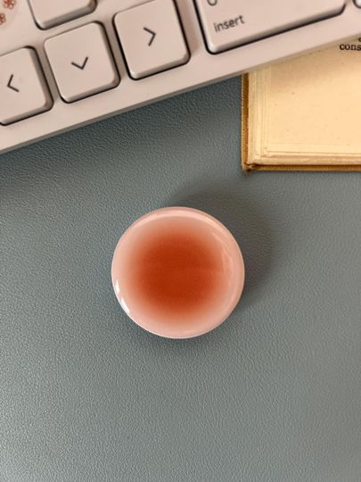 Fade Circle Shape Phone Grip Universal Smartphone Stand and Mount