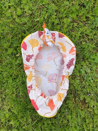 Water-repellent saddle cover